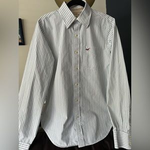 Men’s Hollister long sleeve button down shirt size L